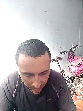 miroqui143 online show from 10-17-25, 08:10