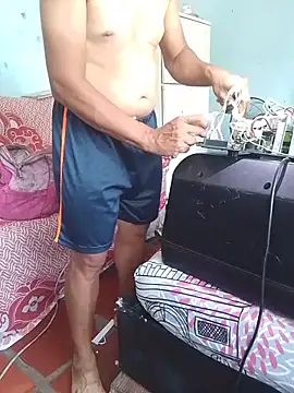 miroqui143 online show from 10-15-25, 03:20