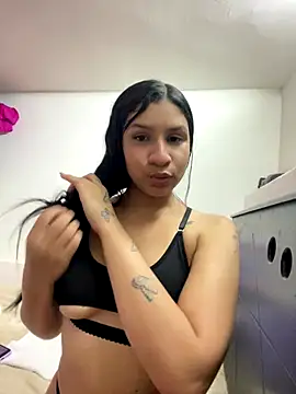 Danny gonza online show from 09-24-25, 01:24