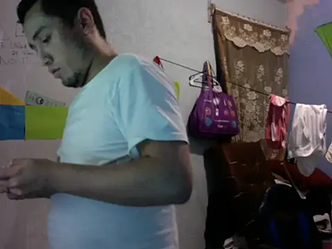 Snapshot of hornymkguyfun chatting on 09-10-25, 08:02 hornymkguyfun online show from 09-10-25, 08:02