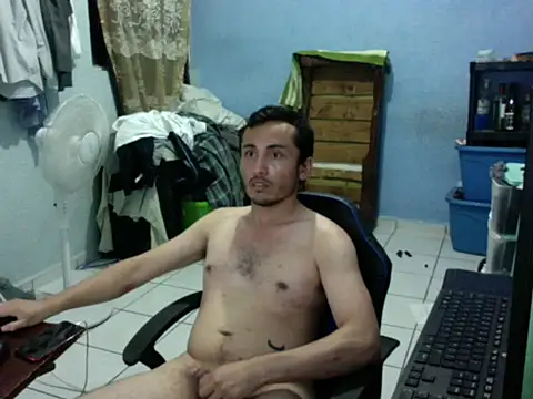 hornymkguyfun online show from 05-04-26, 06:49