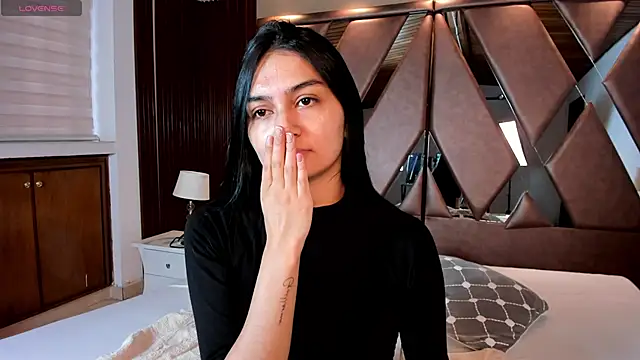 AidaJones online show from 04-16-26, 11:33