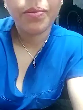 Yanis Ariel12 online show from 11-11-25, 12:55