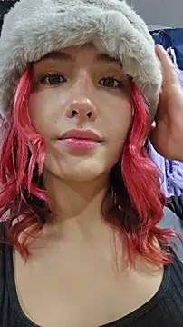 Snapshot of sorpresa_x chatting on 05-31-26, 05:40 sorpresa x online show from 05-31-26, 05:40