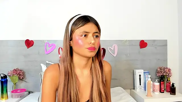 sunnyWhitee online show from 02-20-26, 07:38