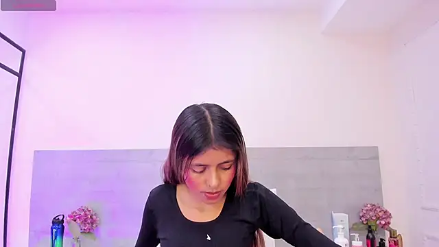 sunnyWhitee online show from 04-16-26, 07:14