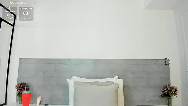 sunnyWhitee online show from 06-16-26, 07:14