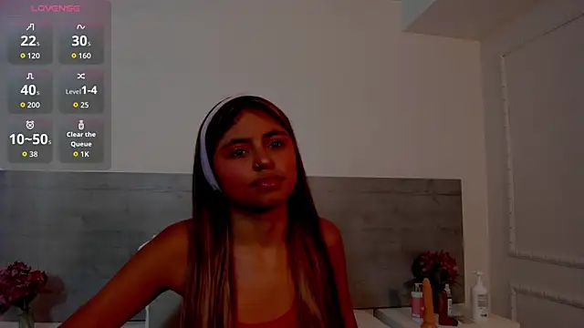 sunnyWhitee online show from 11-05-25, 07:17