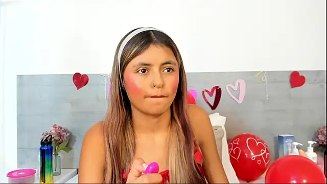 sunnyWhitee online show from 02-13-26, 07:25