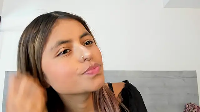 sunnyWhitee online show from 03-09-26, 07:06