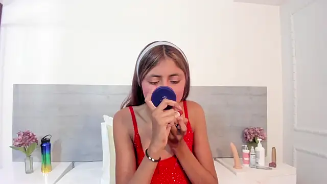 sunnyWhitee online show from 11-22-25, 07:35