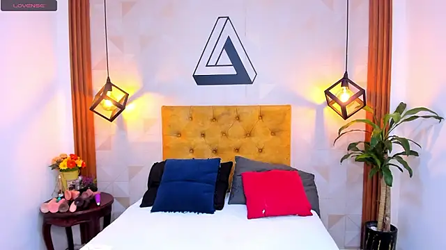 Snapshot of violet_sweet19 chatting on 02-09-26, 01:31 violet sweet19 online show from 02-09-26, 01:31