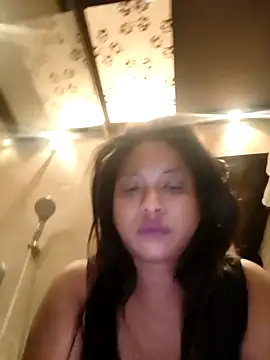 Snapshot of hornyzinia123 chatting on 04-19-26, 08:55 hornyzinia123 online show from 04-19-26, 08:55