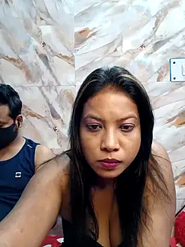 hornyzinia123 online show from 10-23-25, 05:22