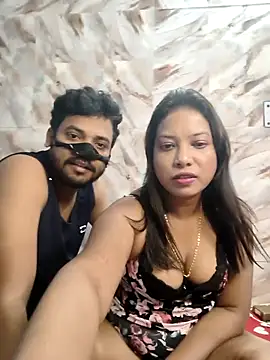 hornyzinia123 online show from 11-05-25, 04:04