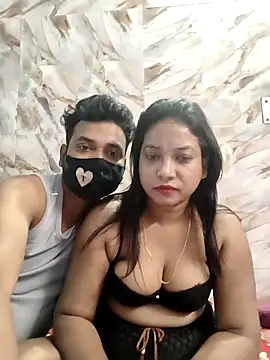 hornyzinia123 online show from 12-19-25, 03:10