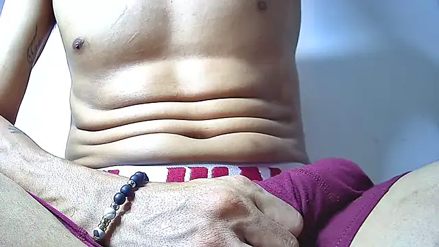 IsaXander743 online show from 11-01-25, 07:24