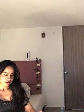Snapshot of SelinaCatt_ chatting on 09-26-25, 11:11 SelinaCatt  online show from 09-26-25, 11:11
