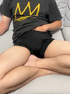 Snapshot of qaz23257 chatting on 10-28-25, 02:12 qaz23257 online show from 10-28-25, 02:12