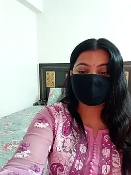 Snapshot of Aavya_007 chatting on 07-27-26, 04:30 Aavya 007 online show from 07-27-26, 04:30