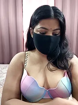 Snapshot of Aavya_007 chatting on 04-19-26, 02:34 Aavya 007 online show from 04-19-26, 02:34
