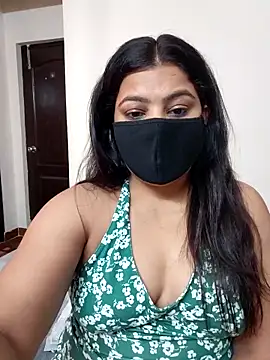 Snapshot of Aavya_007 chatting on 05-22-26, 04:21 Aavya 007 online show from 05-22-26, 04:21