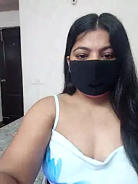 Snapshot of Aavya_007 chatting on 05-01-26, 04:06 Aavya 007 online show from 05-01-26, 04:06