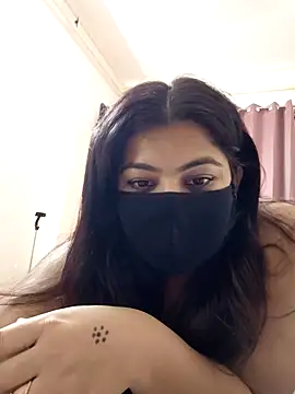 Snapshot of Aavya_007 chatting on 06-19-26, 03:34 Aavya 007 online show from 06-19-26, 03:34