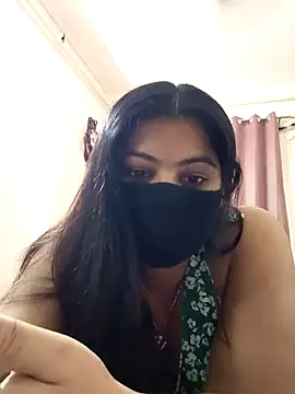 Snapshot of Aavya_007 chatting on 06-24-26, 04:33 Aavya 007 online show from 06-24-26, 04:33