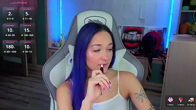 Im suka online show from 10-21-25, 03:39