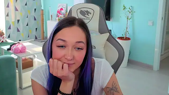 Snapshot of Im_suka chatting on 02-20-26, 06:26 Im suka online show from 02-20-26, 06:26