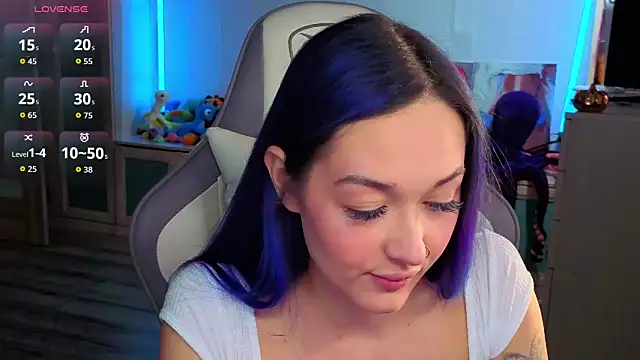 Im suka online show from 11-18-25, 03:10