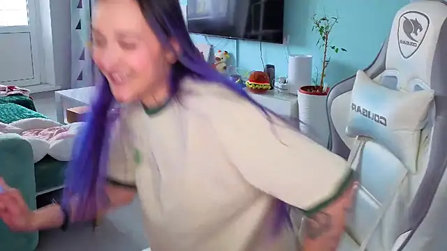 Im suka online show from 04-15-26, 03:23