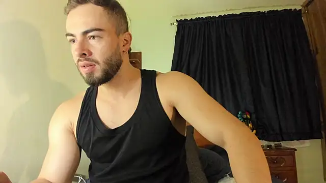 MaxDell online show from 11-13-25, 01:20