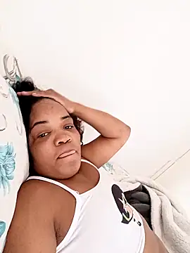 bruna6937 online show from 03-02-26, 04:14