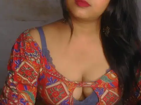 Snapshot of POOJA_199 chatting on 07-17-26, 08:22 POOJA 199 online show from 07-17-26, 08:22