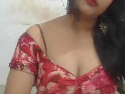 Snapshot of POOJA_199 chatting on 07-13-26, 08:13 POOJA 199 online show from 07-13-26, 08:13