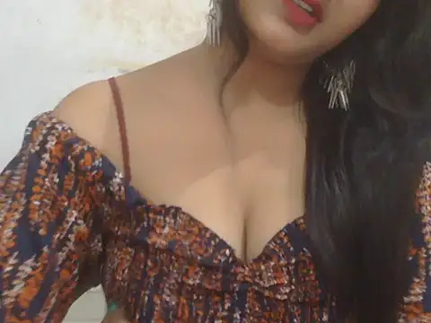 Snapshot of POOJA_199 chatting on 06-02-26, 07:08 POOJA 199 online show from 06-02-26, 07:08