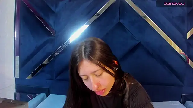 venusmorgan online show from 12-16-25, 04:33