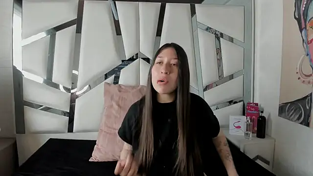 venusmorgan online show from 10-04-25, 03:46