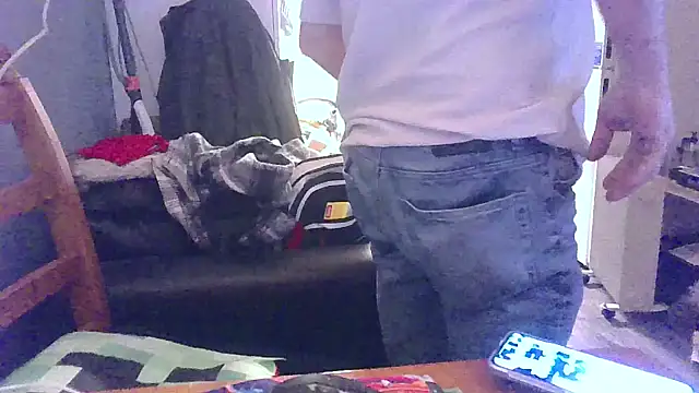 Snapshot of hefin18 chatting on 01-23-25, 09:18 hefin18 online show from 01-23-25, 09:18