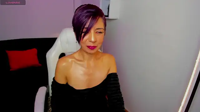 Trinityy   online show from 04-09-26, 07:42