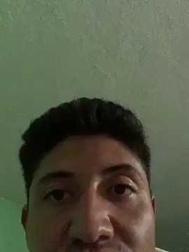 Snapshot of PerraAsquerosa_ chatting on 09-28-25, 07:10 PerraAsquerosa online show from 09-28-25, 07:10