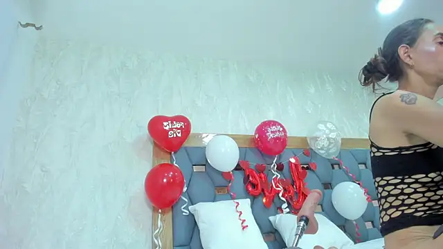 crystal sm online show from 02-15-26, 03:07