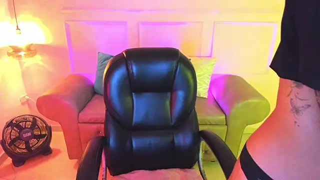 Snapshot of aitana_kahlo chatting on 02-11-26, 07:25 aitana kahlo online show from 02-11-26, 07:25