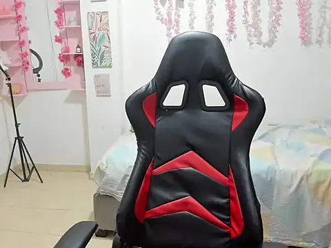 Liana hot12 online show from 10-16-25, 01:41