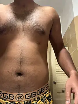 Snapshot of Noam7080z chatting on 09-18-25, 11:13 Noam7080z online show from 09-18-25, 11:13