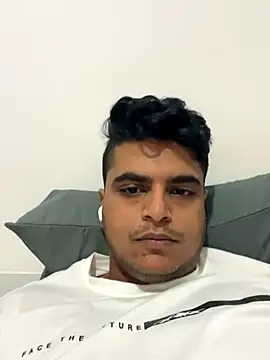 Snapshot of Noam7080z chatting on 10-04-25, 03:57 Noam7080z online show from 10-04-25, 03:57