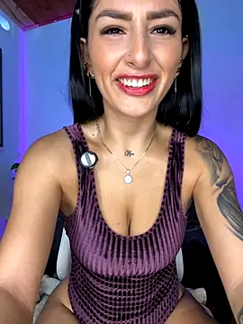 Snapshot of SOY_NOOA chatting on 09-18-25, 01:03 SOY NOOA online show from 09-18-25, 01:03