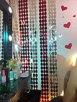 Snapshot of Nicol_V chatting on 02-17-26, 04:54 Nicol V online show from 02-17-26, 04:54